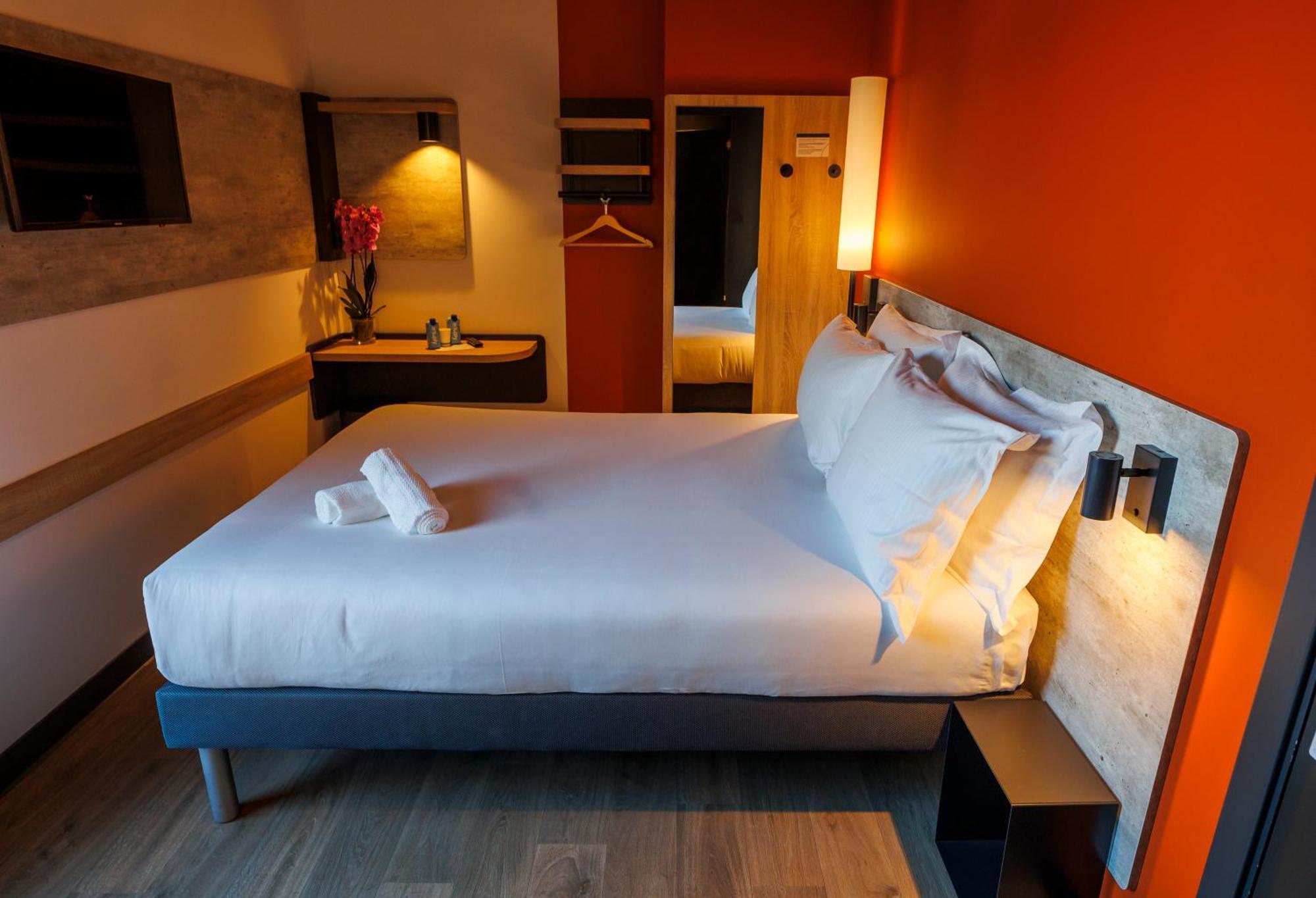 Ibis Budget Logrono Centro ภายนอก รูปภาพ