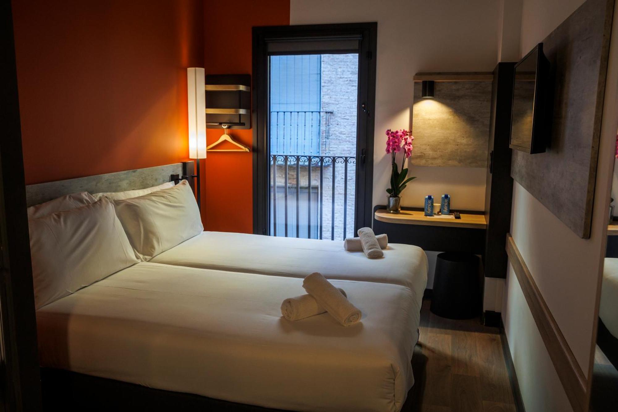 Ibis Budget Logrono Centro ภายนอก รูปภาพ