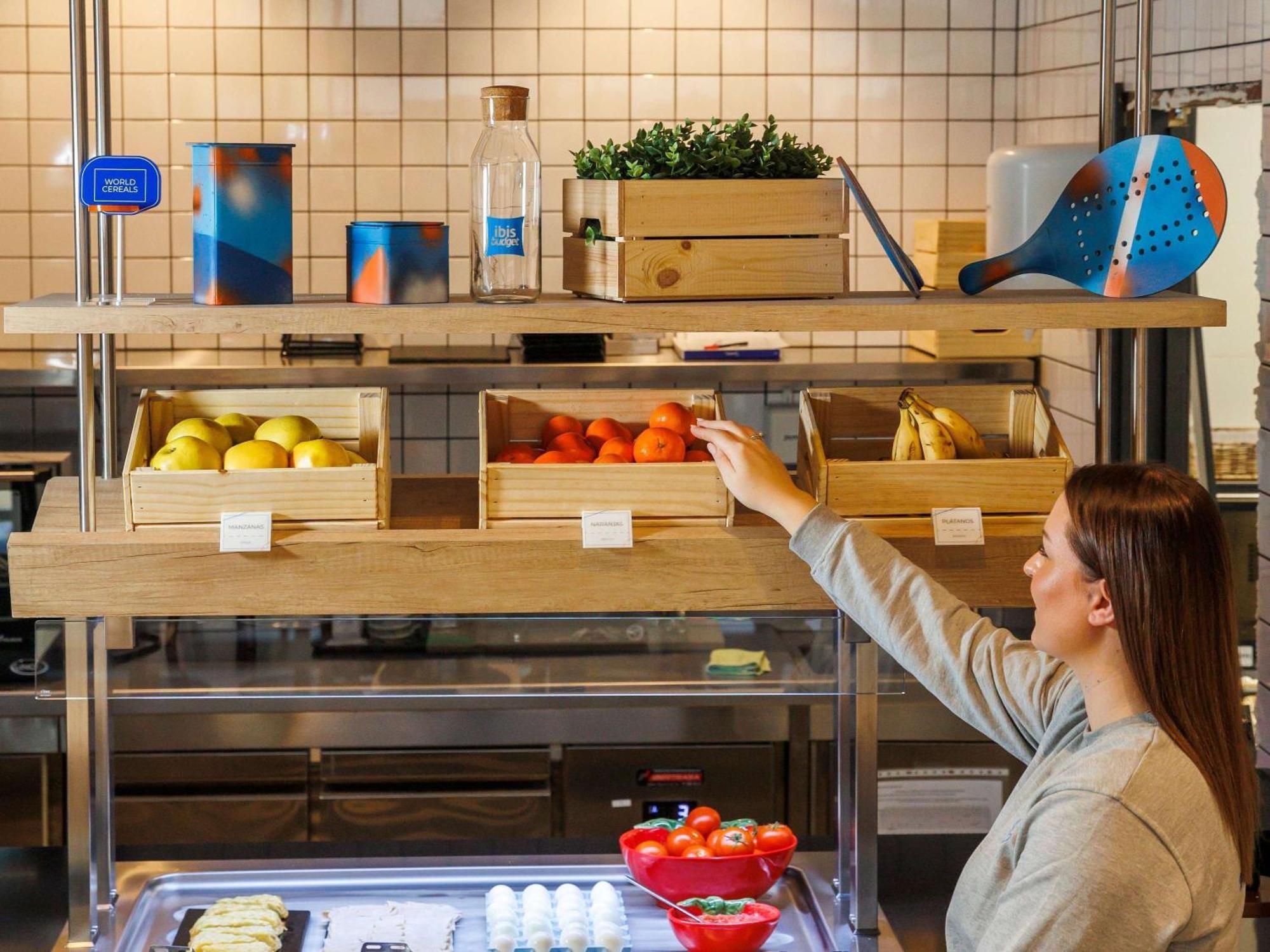 Ibis Budget Logrono Centro ภายนอก รูปภาพ
