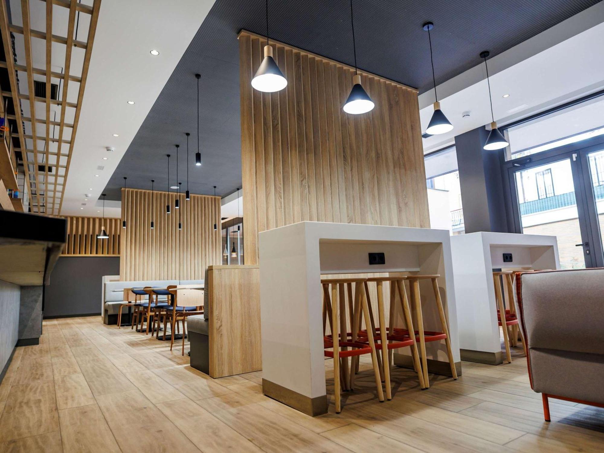 Ibis Budget Logrono Centro ภายนอก รูปภาพ